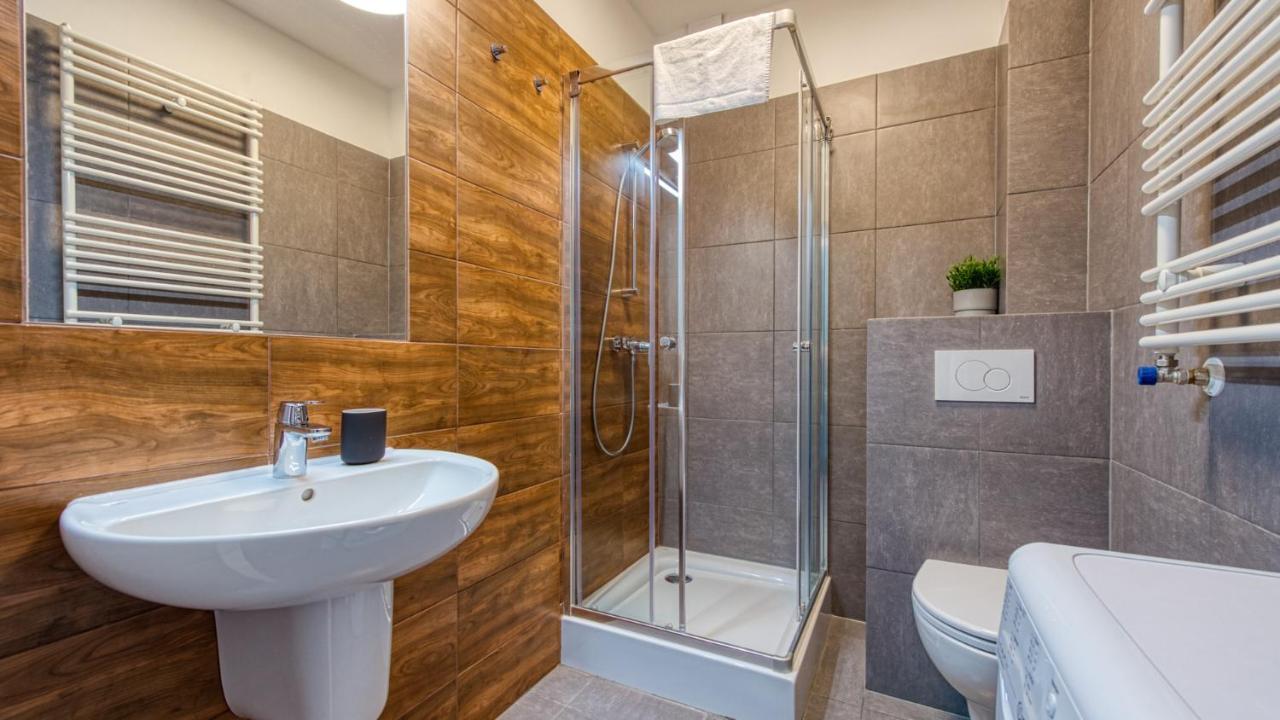 Apartament Nastrojowy-Holiday Mountain Residence - 5D Apartamenty Świeradów-Zdrój エクステリア 写真